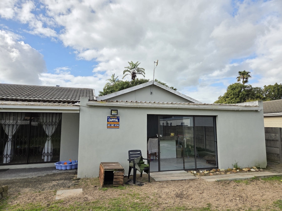3 Bedroom Property for Sale in Windsor Park Western Cape